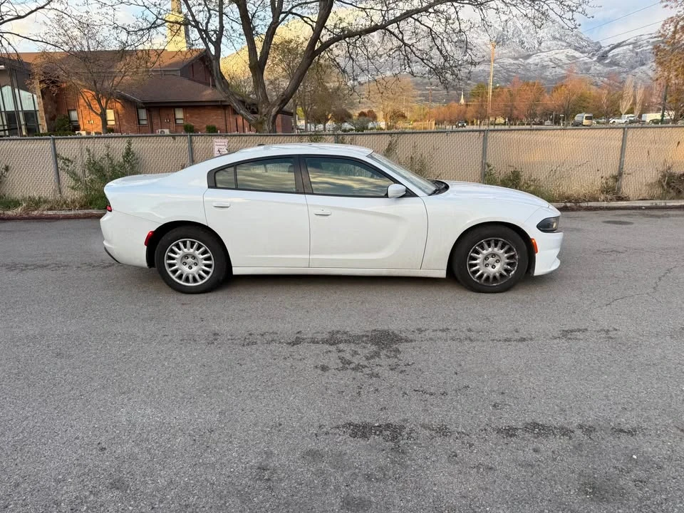 2018 Dodge Charger 7th Gen - Image 4 of 4