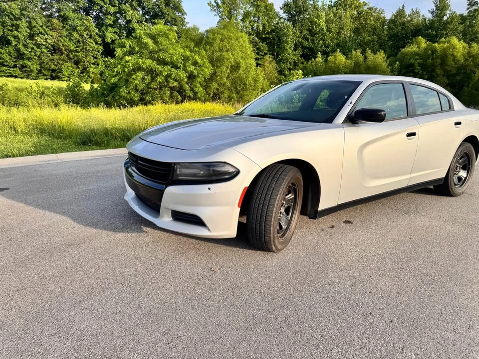 2018 Dodge Charger - Image 2 of 16