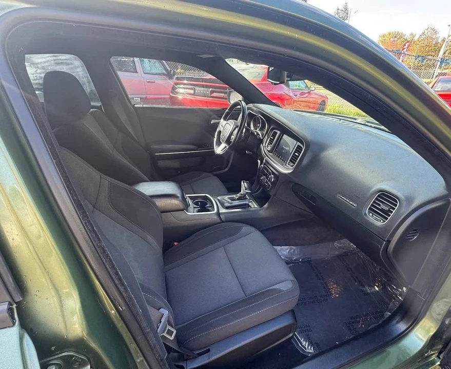 2018 Dodge Charger 7th Gen - Image 13 of 17