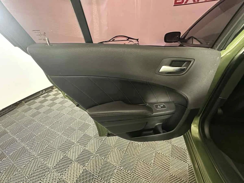 2018 Dodge Charger 7th Gen - Image 19 of 21