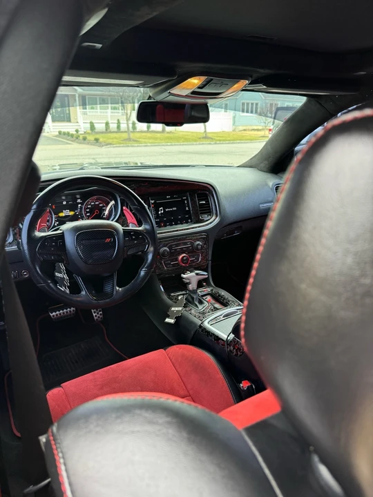 2018 Dodge Charger SRT & 392 7th Gen - Image 13 of 15