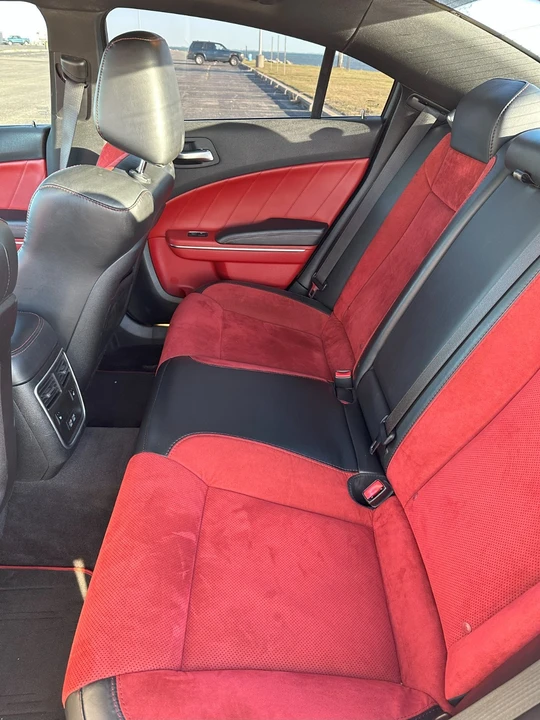 2018 Dodge Charger SRT & 392 7th Gen - Image 15 of 20