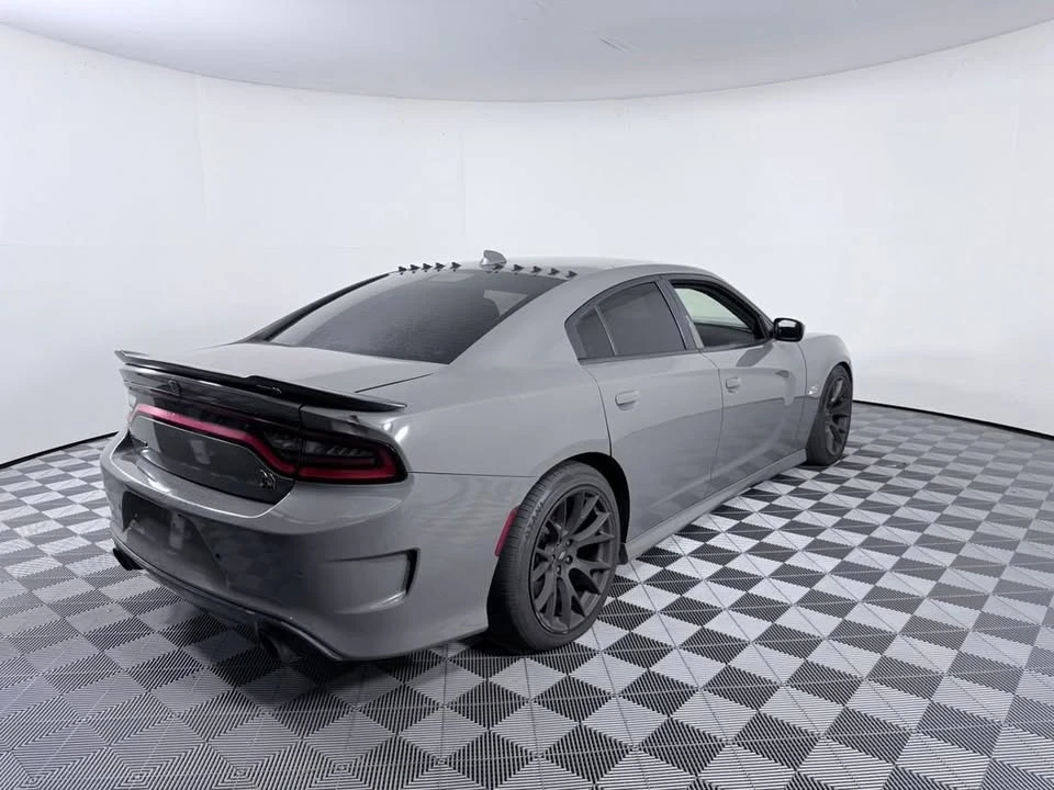 2018 Dodge Charger SRT & 392 7th Gen - Image 4 of 5