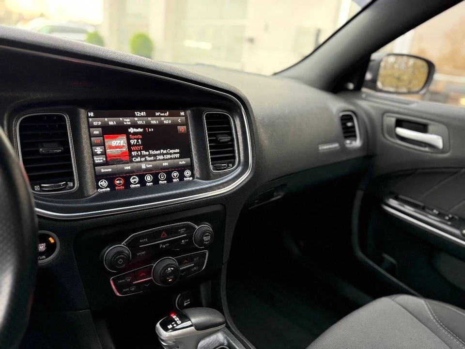 2018 Dodge Charger 7th Gen - Image 18 of 21