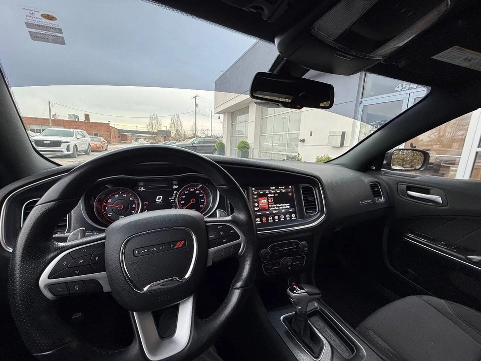 2018 Dodge Charger 7th Gen - Image 19 of 21