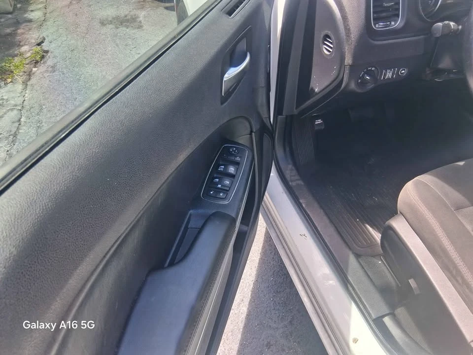 2018 Dodge Charger 7th Gen - Image 7 of 9
