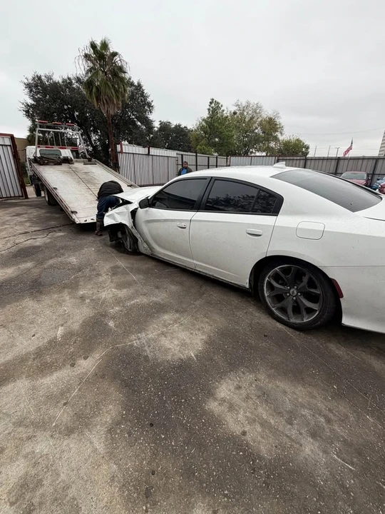 2018 Dodge Charger 7th Gen - Image 5 of 8