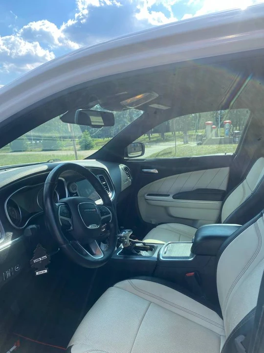 2018 Dodge Charger 7th Gen - Image 13 of 15