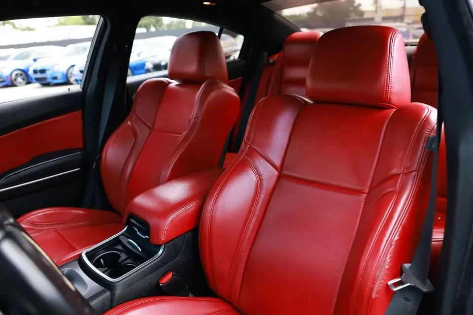 2018 Dodge Charger 7th Gen - Image 10 of 12