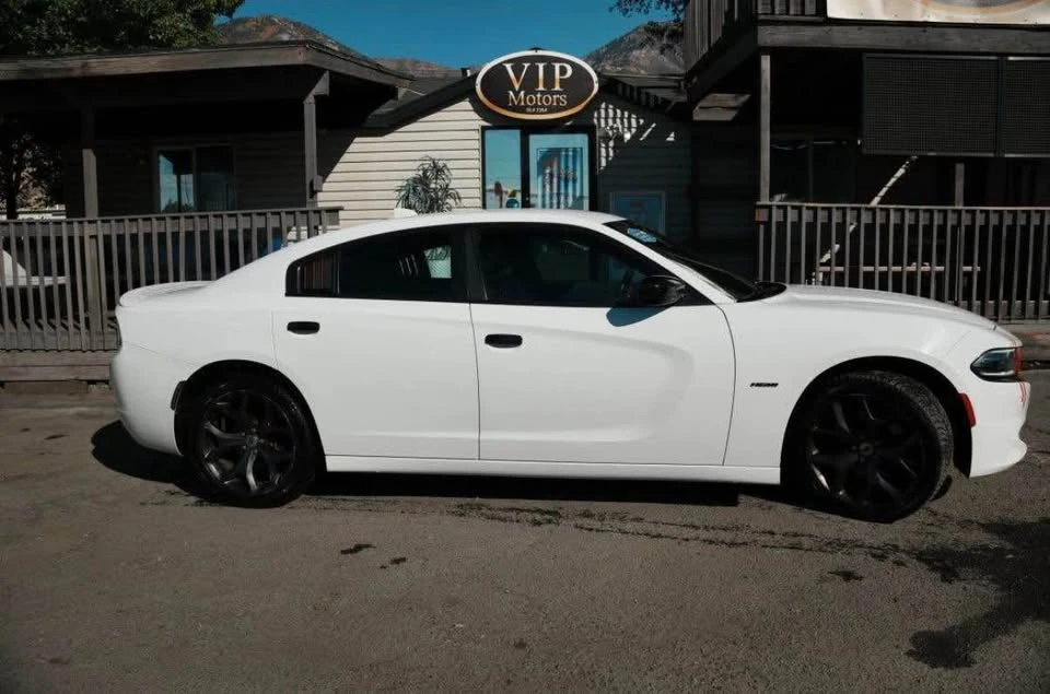 2018 Dodge Charger 7th Gen - Image 2 of 4