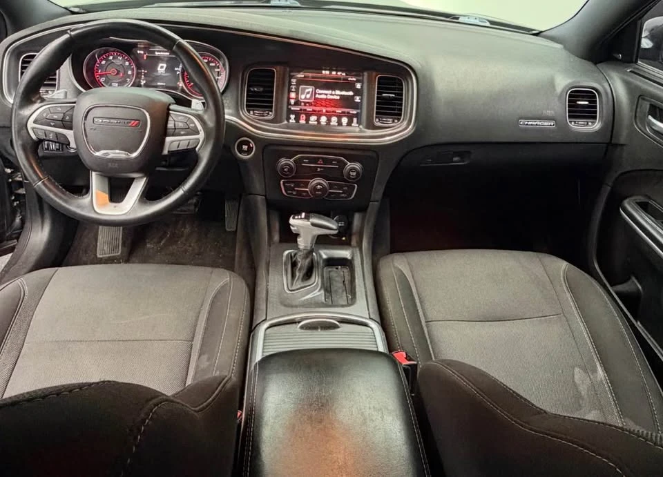 2018 Dodge Charger 7th Gen - Image 13 of 15