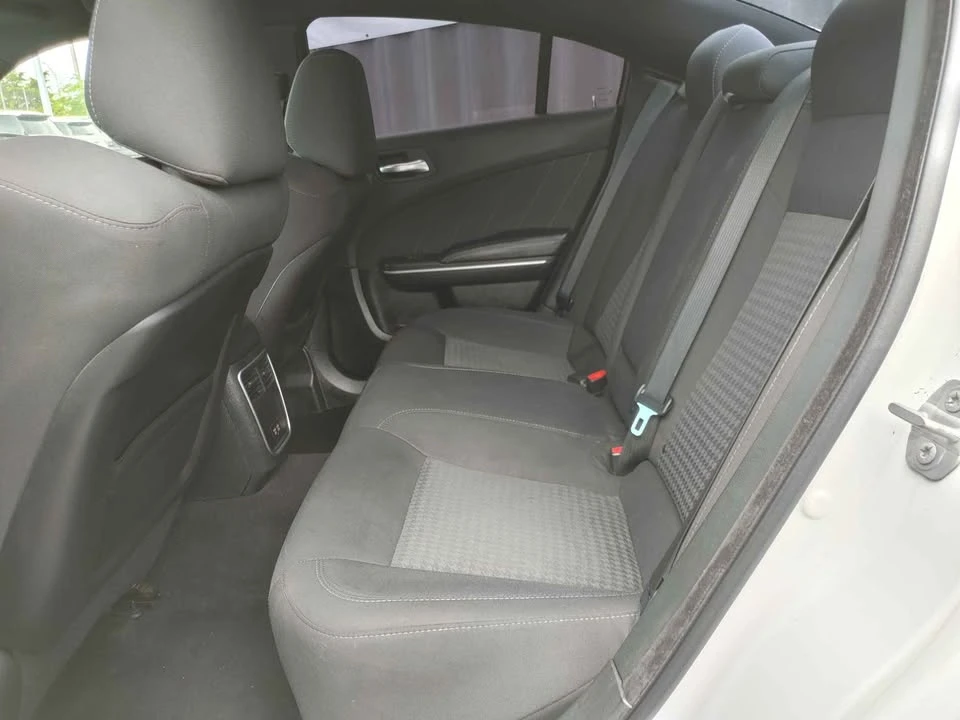 2018 Dodge Charger 7th Gen - Image 10 of 15
