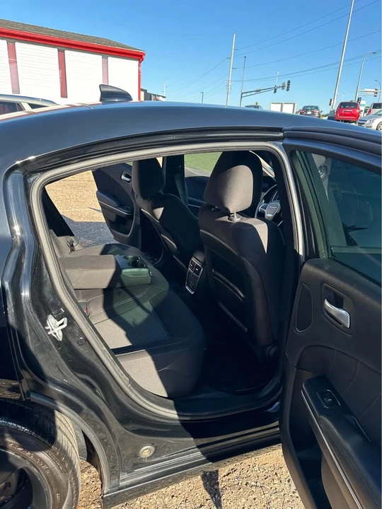 2018 Dodge Charger 7th Gen - Image 17 of 20