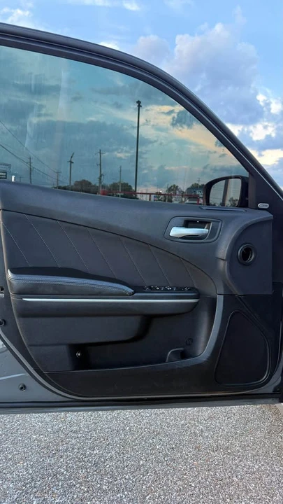 2018 Dodge Charger 7th Gen - Image 9 of 14