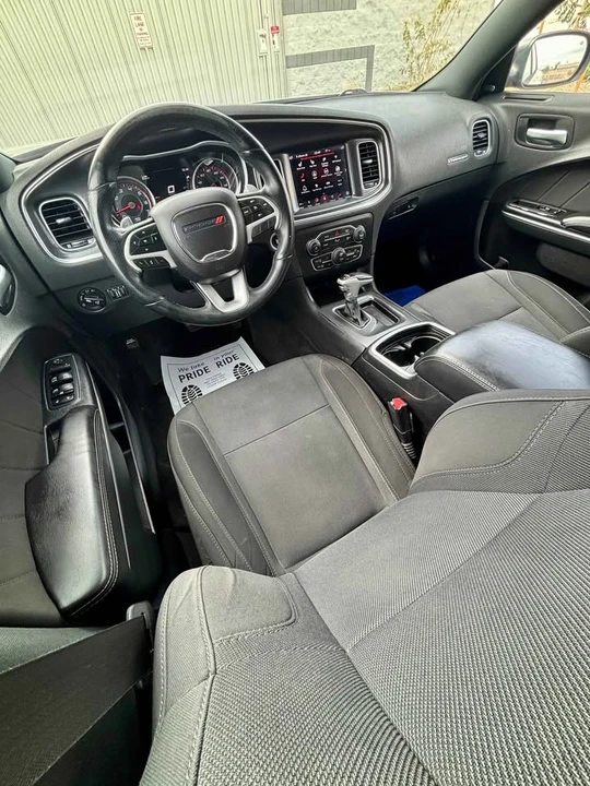 2018 Dodge Charger 7th Gen - Image 9 of 15