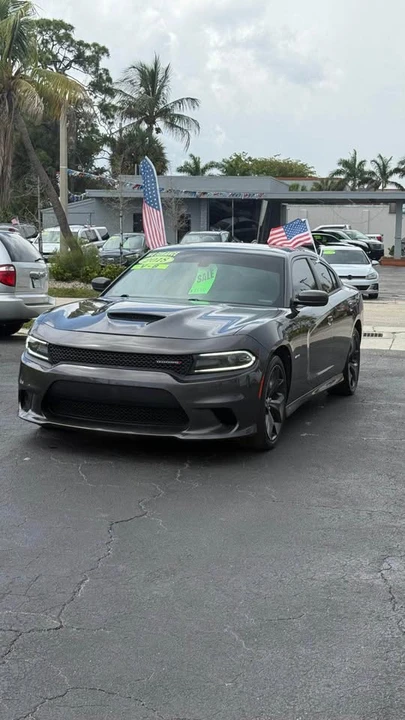 2018 Dodge Charger 7th Gen - Image 2 of 20
