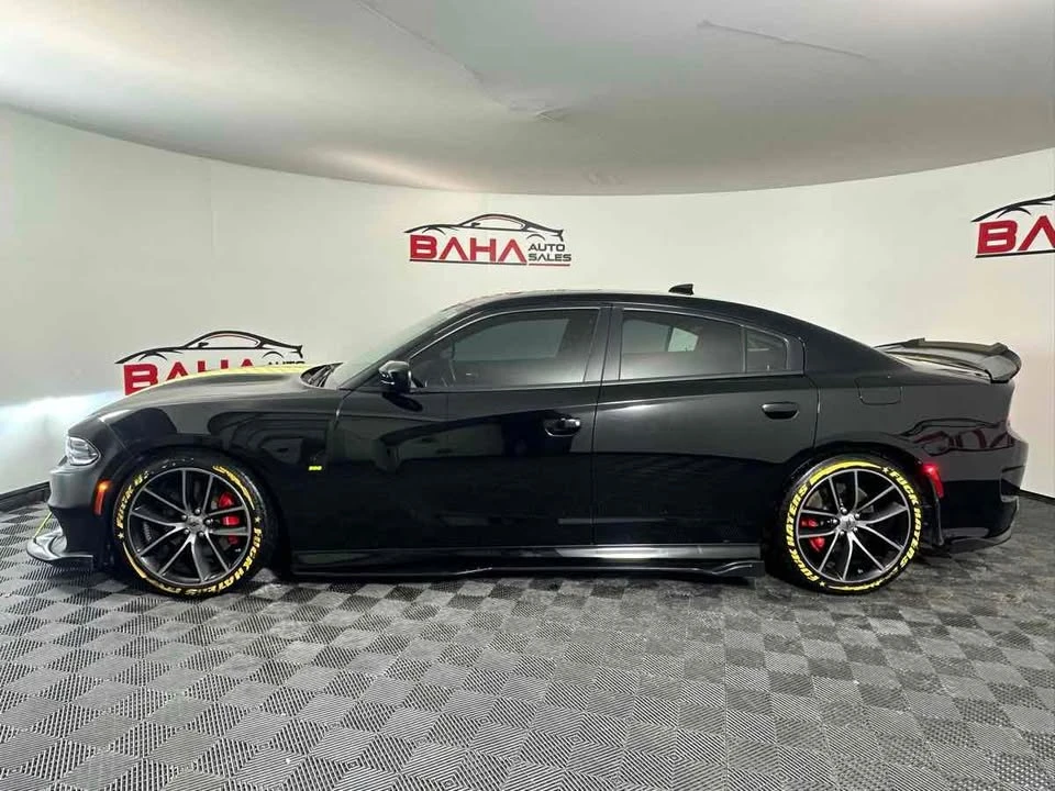 2018 Dodge Charger SRT & 392 7th Gen - Image 4 of 20