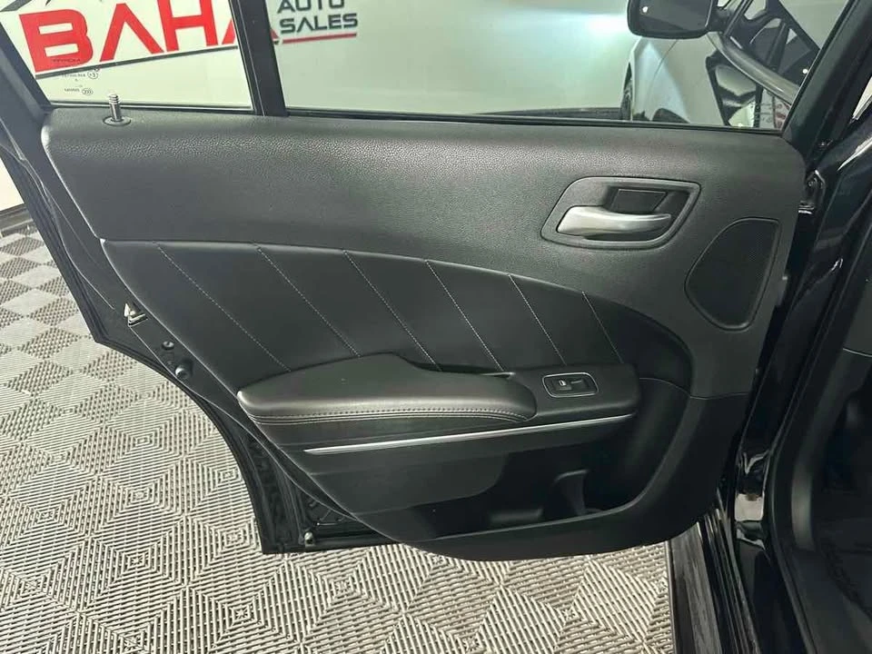 2018 Dodge Charger SRT & 392 7th Gen - Image 17 of 20