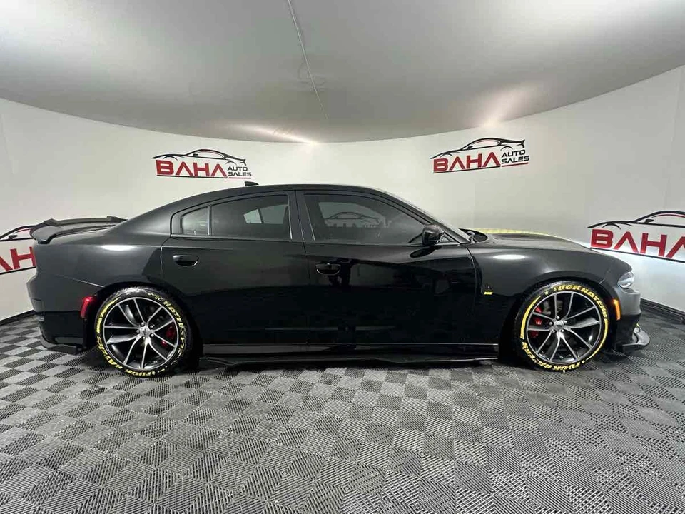 2018 Dodge Charger SRT & 392 7th Gen - Image 10 of 21