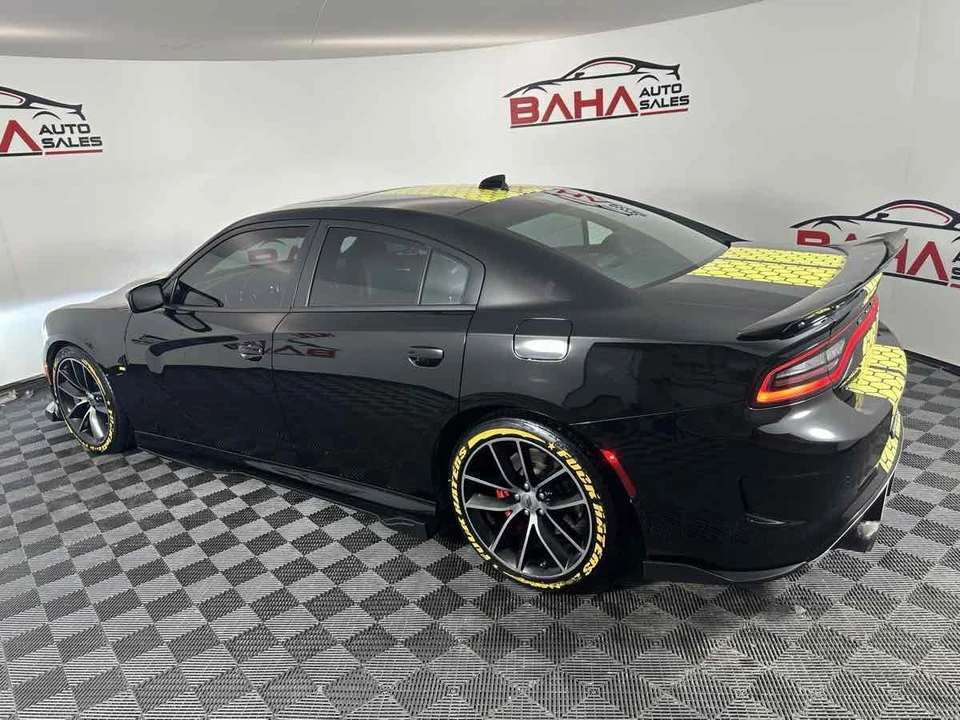 2018 Dodge Charger SRT & 392 7th Gen - Image 5 of 21