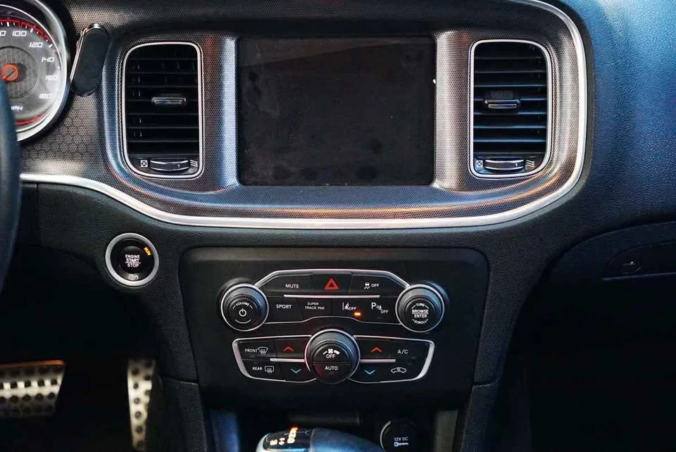 2018 Dodge Charger SRT & 392 7th Gen - Image 10 of 17