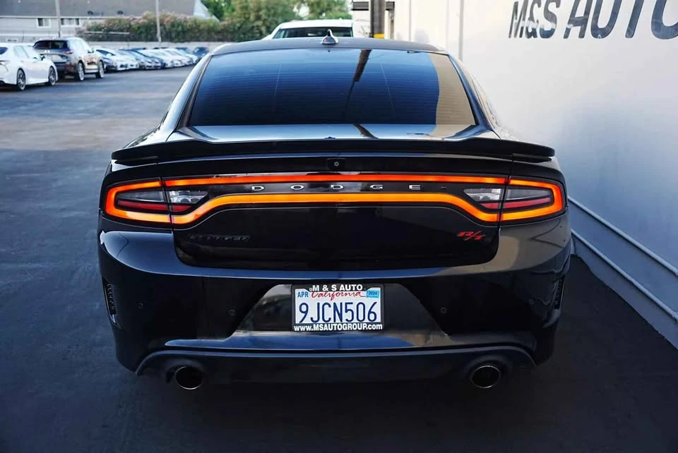 2018 Dodge Charger SRT & 392 7th Gen - Image 4 of 17
