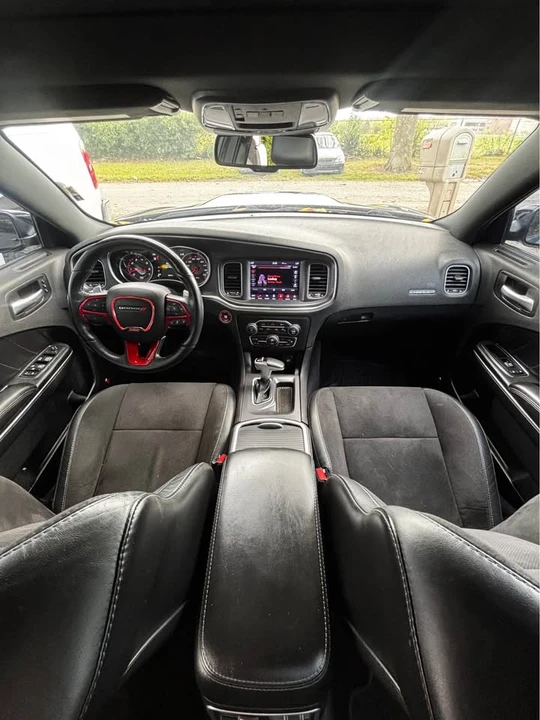 2018 Dodge Charger SRT & 392 7th Gen - Image 6 of 15