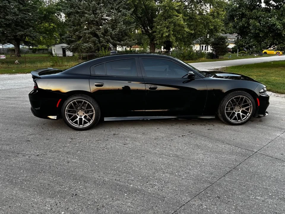 2018 Dodge Charger SRT & 392 7th Gen - Image 4 of 15