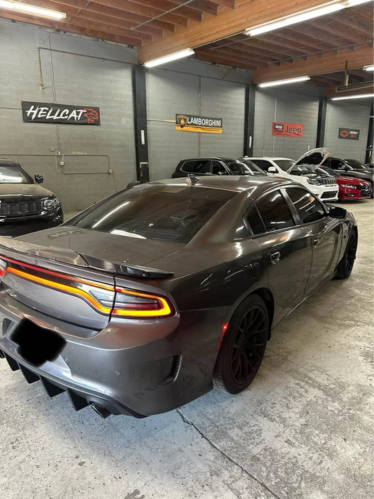 2018 Dodge Charger SRT & 392 7th Gen - Image 5 of 7