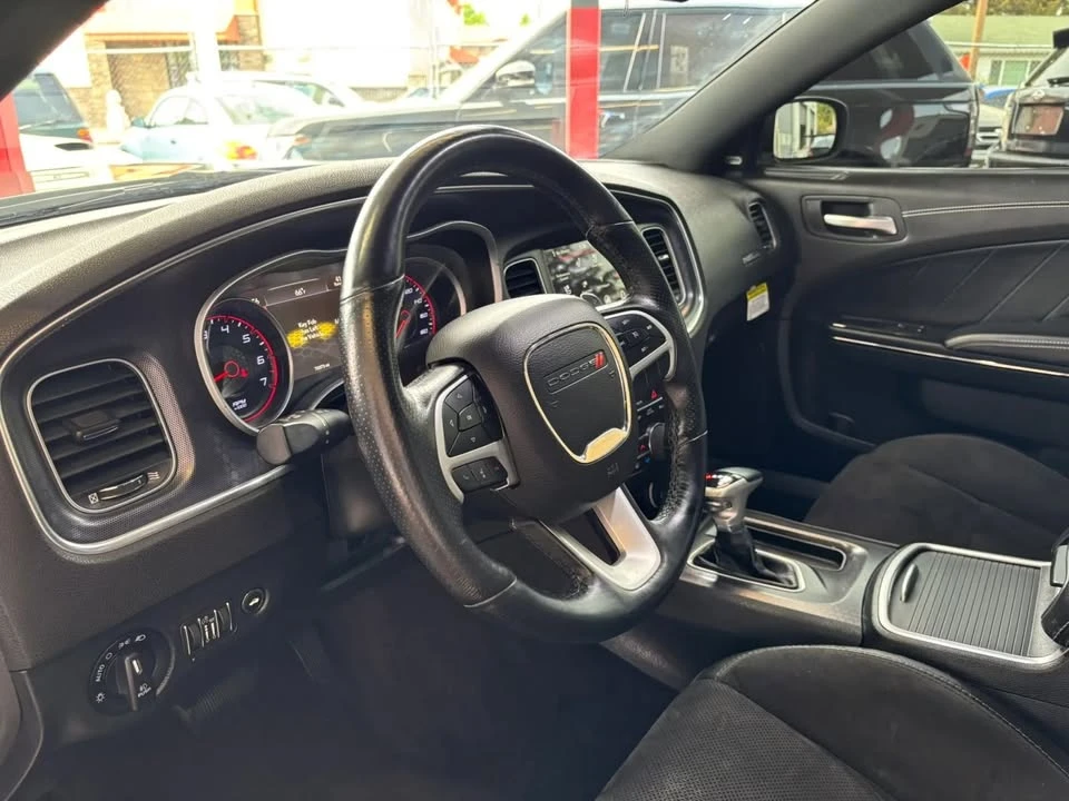 2018 Dodge Charger SRT & 392 7th Gen - Image 15 of 20