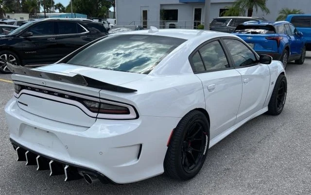 2018 Dodge Charger SRT & 392 7th Gen - Image 5 of 14