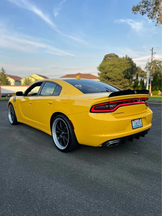 2018 Dodge Charger 7th Gen - Image 10 of 12