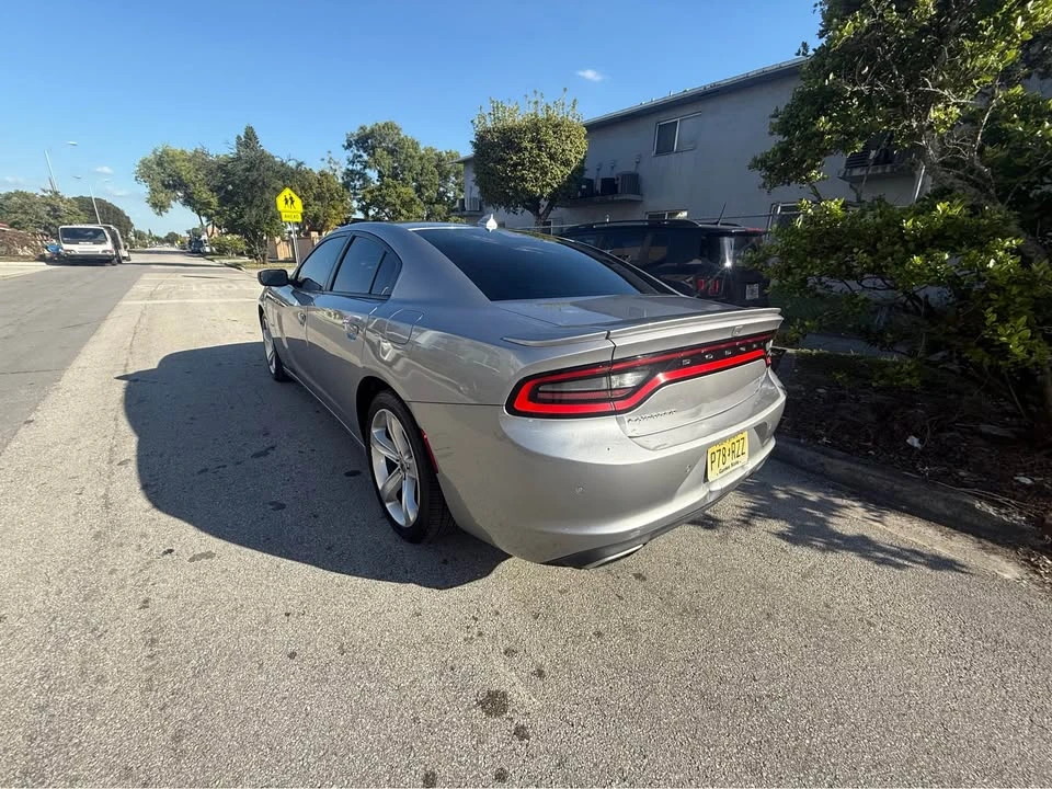 2018 Dodge Charger 7th Gen - Image 7 of 12