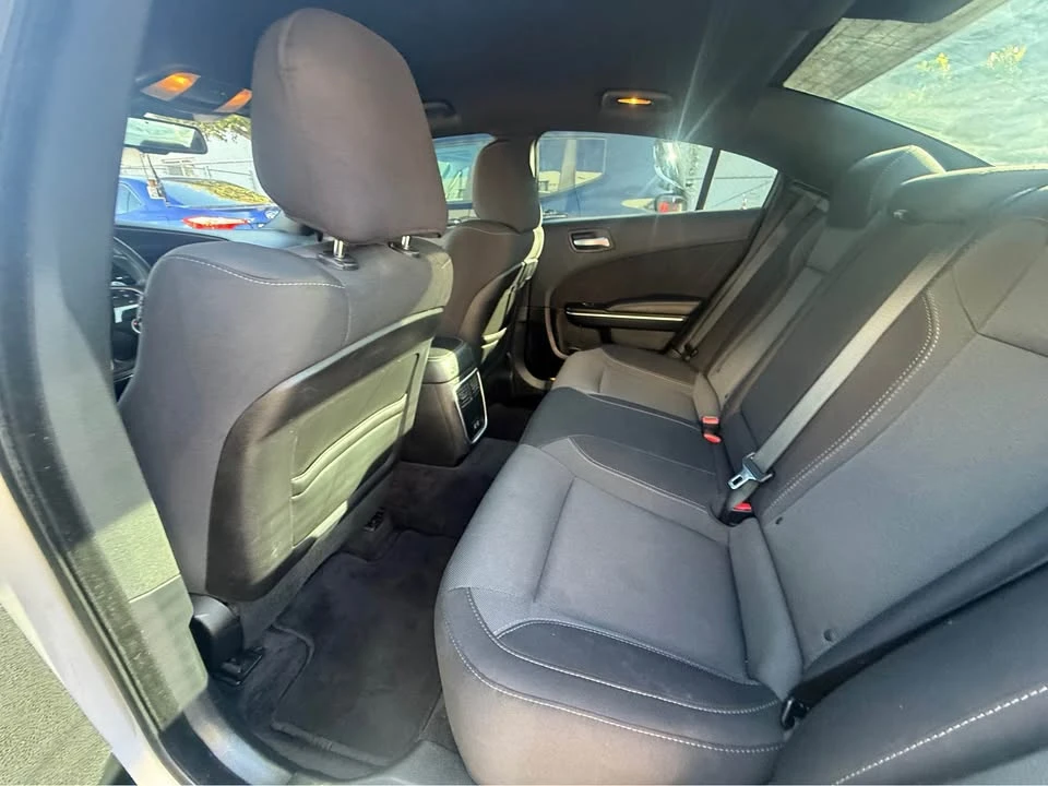 2018 Dodge Charger 7th Gen - Image 6 of 12