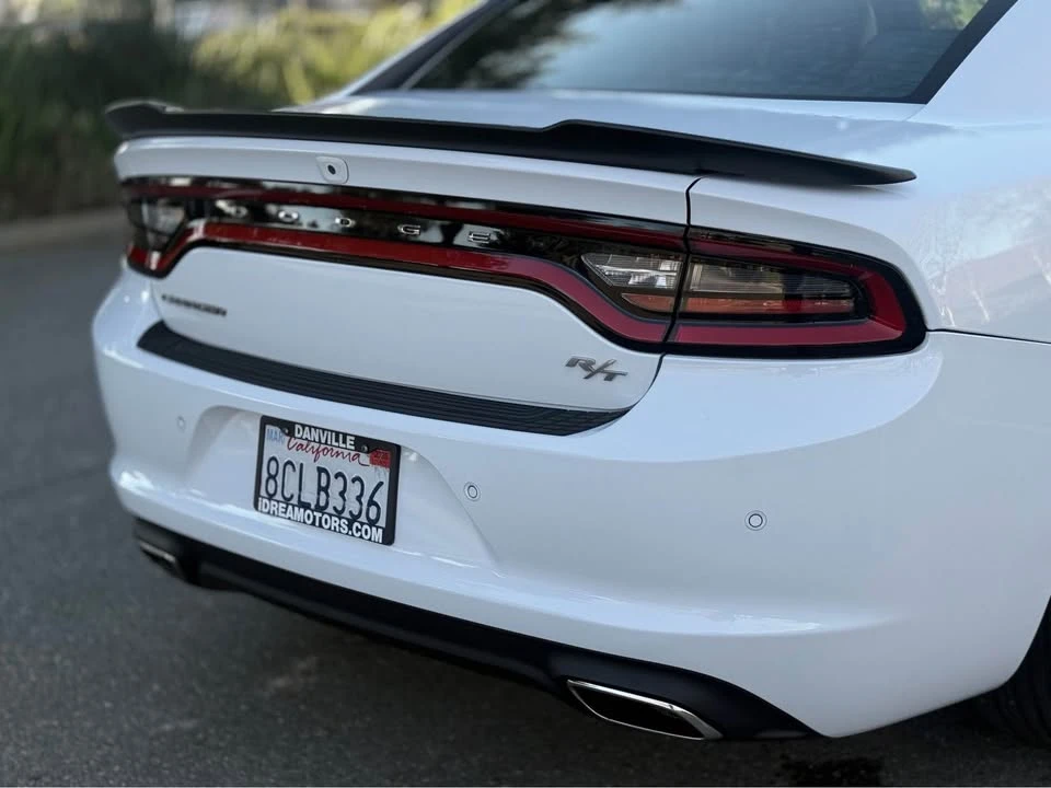 2018 Dodge Charger 7th Gen - Image 9 of 15