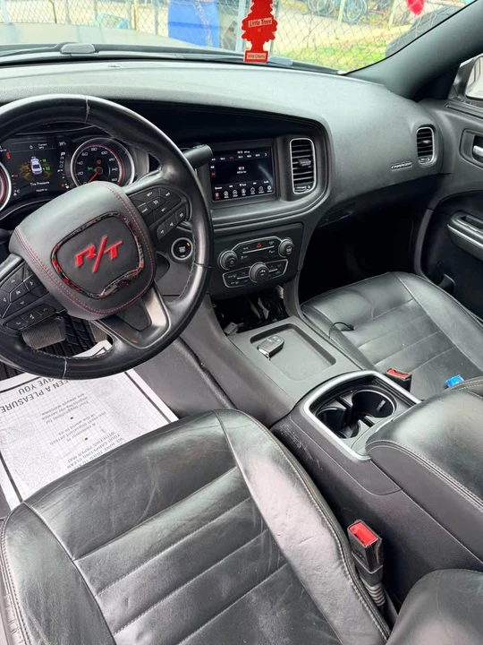 2018 Dodge Charger 7th Gen - Image 6 of 9