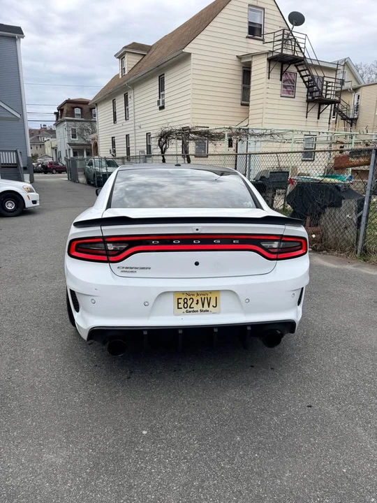 2018 Dodge Charger 7th Gen - Image 5 of 9
