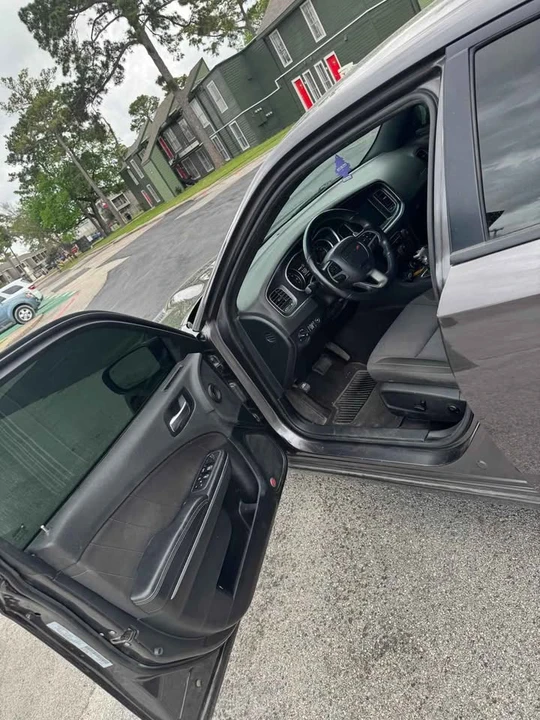 2018 Dodge Charger 7th Gen - Image 9 of 16
