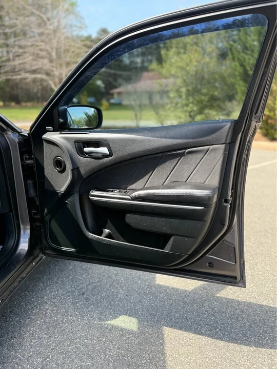 2018 Dodge Charger 7th Gen - Image 17 of 19