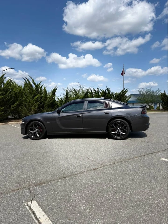 2018 Dodge Charger 7th Gen - Image 9 of 19
