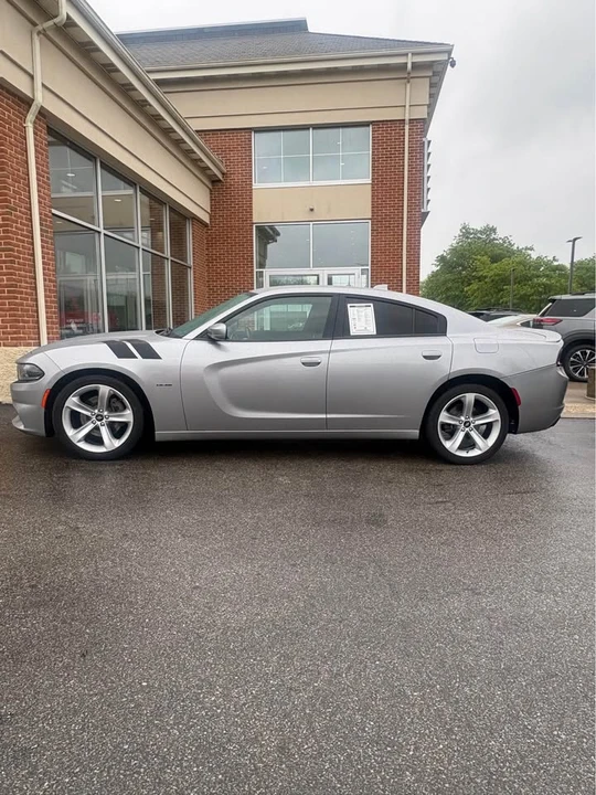 2018 Dodge Charger 7th Gen - Image 2 of 10