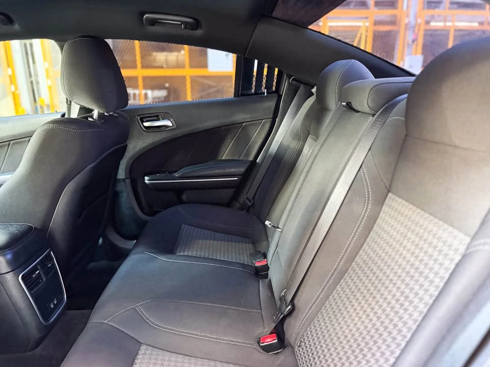 2018 Dodge Charger 7th Gen - Image 10 of 17