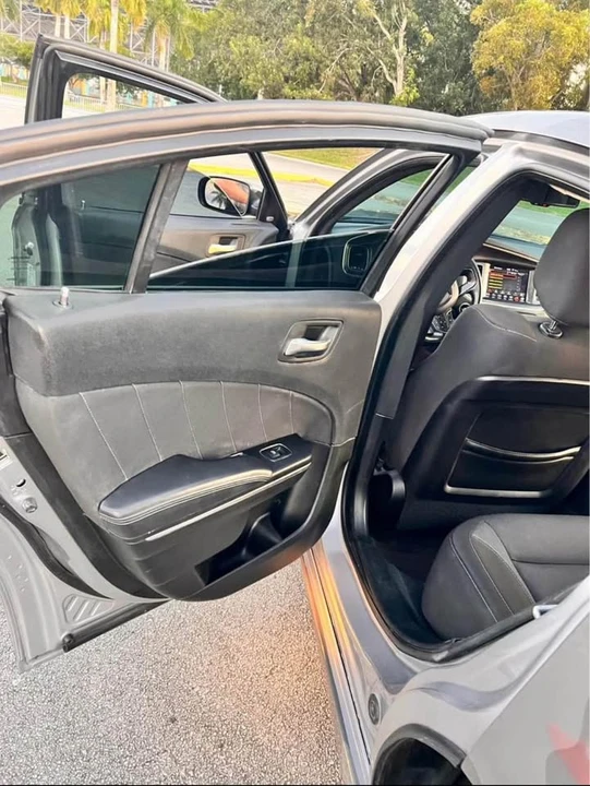 2018 Dodge Charger 7th Gen - Image 7 of 19