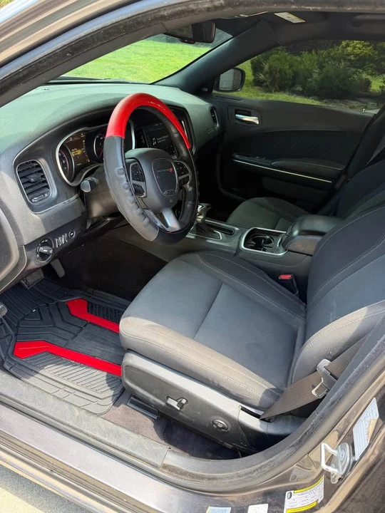 2018 Dodge Charger 7th Gen - Image 8 of 12