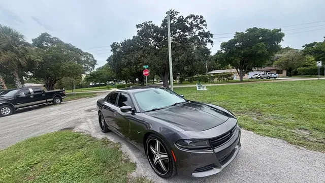 2018 Dodge Charger R/T Sedan 4D