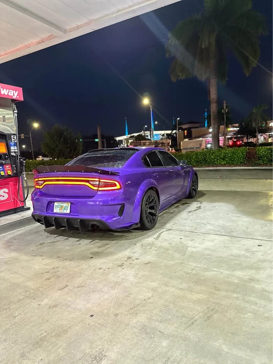 2018 Dodge Charger 7th Gen - Image 15 of 20
