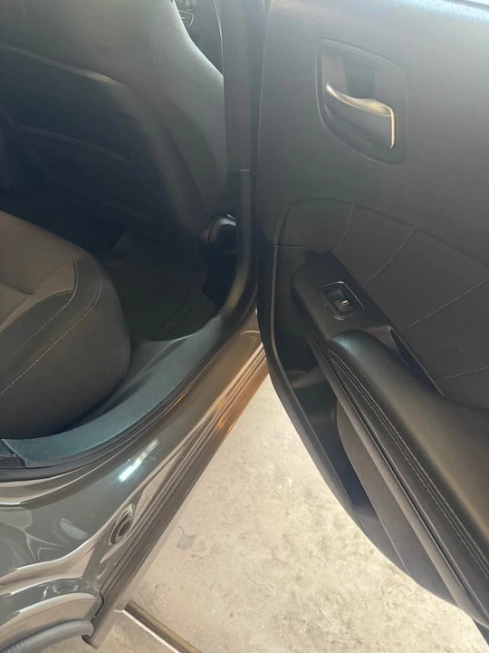 2018 Dodge Charger 7th Gen - Image 13 of 15