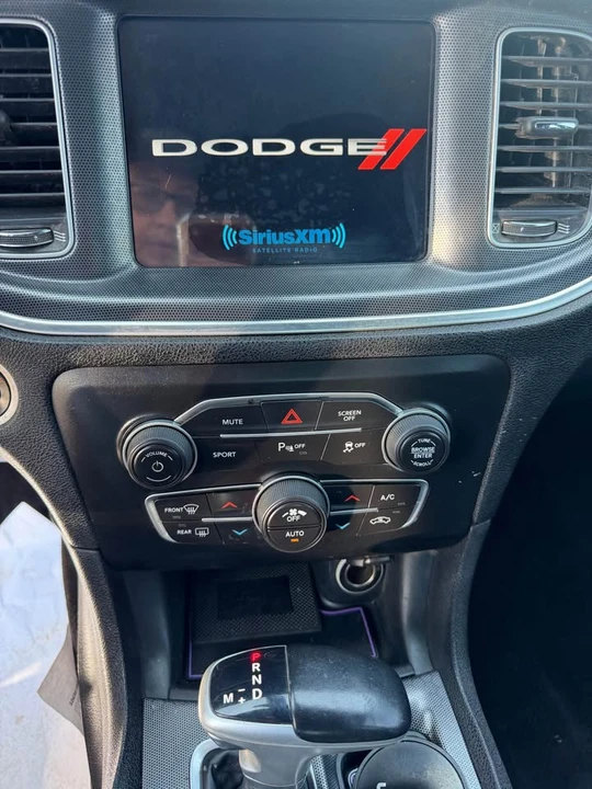 2018 Dodge Charger 7th Gen - Image 10 of 11