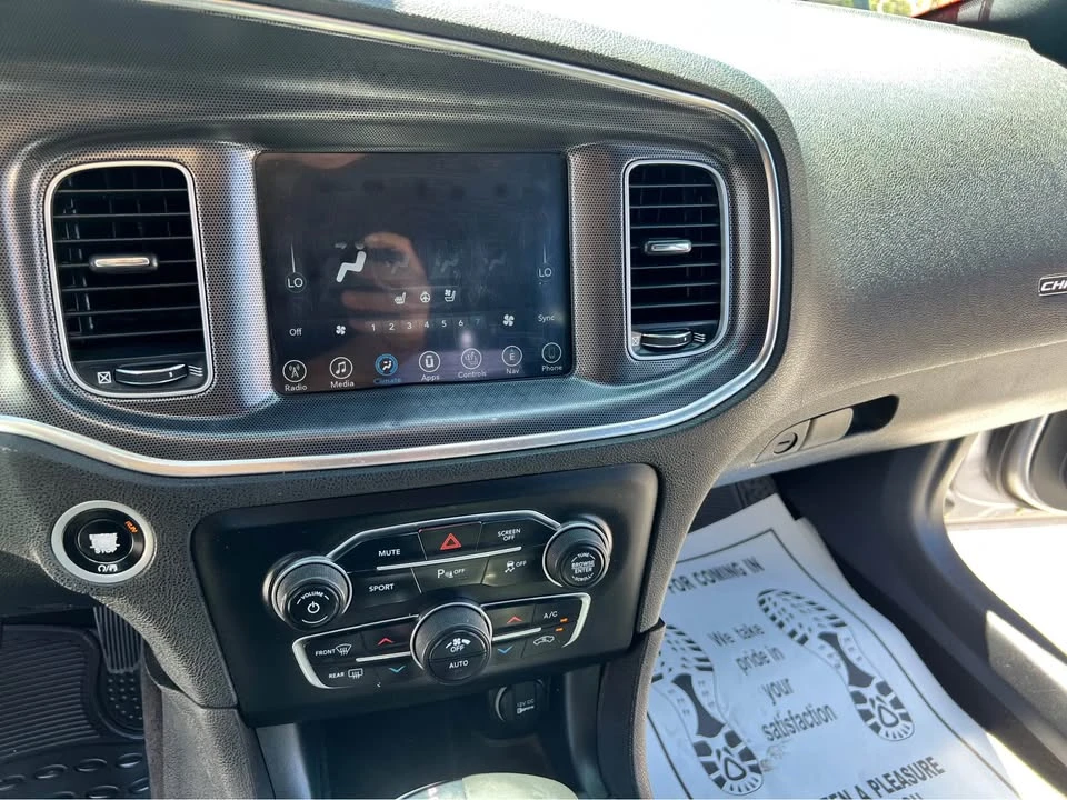2018 Dodge Charger 7th Gen - Image 9 of 17