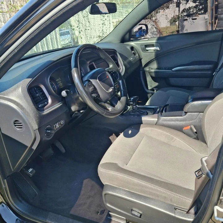2018 Dodge Charger 7th Gen - Image 9 of 11